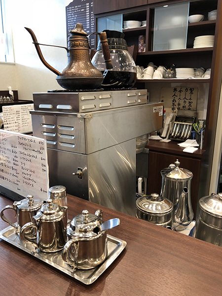 巨大コーヒーメーカー