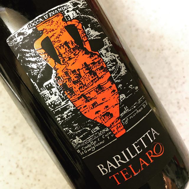 ></noscript></a> </p>
<p>#ワイン<br />
#赤ワイン<br />
#イタリアワイン<br />
#カンパーニャ<br />
#IGT<br />
#バリレッタ85パーセント<br />
#カーサヴェッキア15パーセント<br />
#domaine_teraro<br />
#稀少品</p>
  </div>

  <footer>
    <!-- ページリンク -->
          <div id=