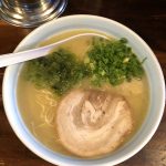まる玉(ラーメン/両国)<br>すっきりと雑味がないスープ