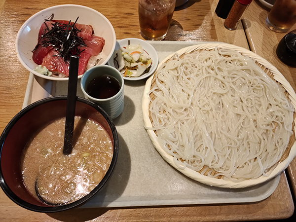 天茶屋 七蔵 稲庭うどん 新橋 Br ごまだれで頂く稲庭うどん