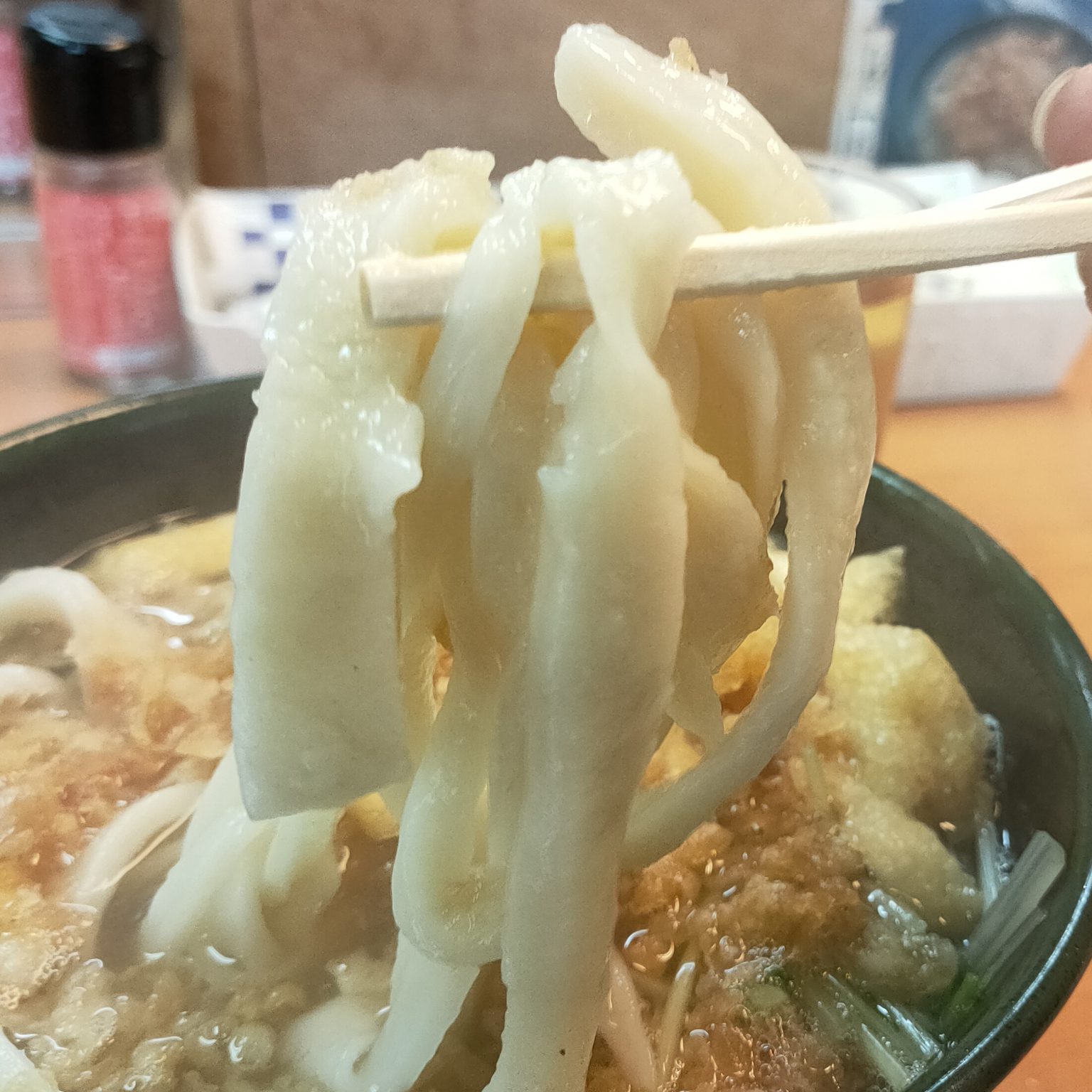関西風手打うどん いらっしゃい（うどん/入谷） きつねとたぬきのハイブリッド