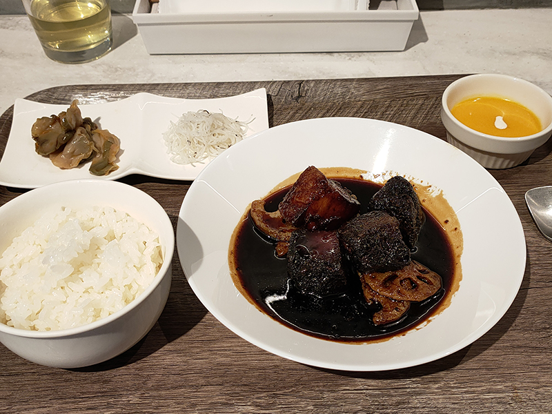 熟成黒酢の酢豚