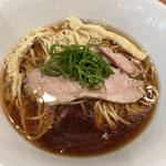 麺亭 しま田(ラーメン/恵比寿)<br>均整のとれた鶏清湯ラーメン