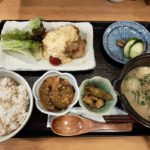 でんでんでん(居酒屋/赤坂)<br>たっぷり玉子のタルタルソースが豪快なちきん南蛮定食