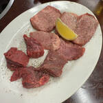 金楽(焼肉/浅草)<br>リニューアルオープン!タン・ハラミ・キムチは必食!