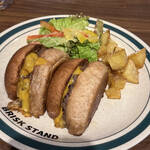 BRISKSTAND ASAKUSA(田原町/ハンバーガー)<br>断面を二度焼きした切ったやつシングルパティ